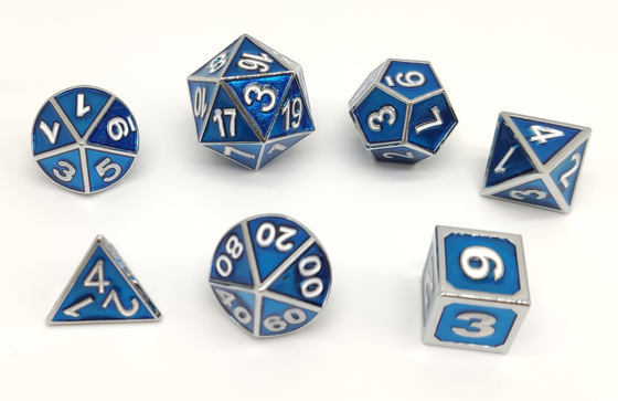 ISO9001 Boyalı RPG Zar Seti Zarif Oyma Çokyüzlü Metal Malzeme