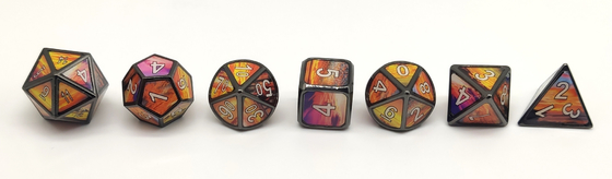 Pürüzsüz Finish Mini RPG Zar Çok Renkli Pratik Reçine Metal Malzemeler