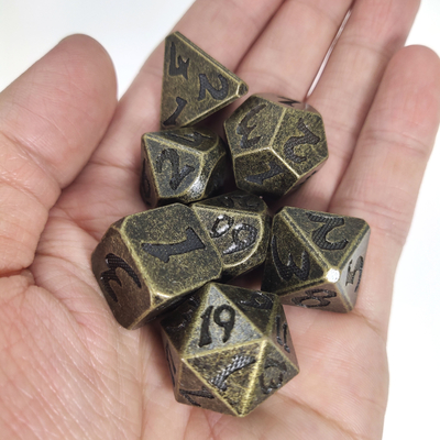 Zindanlar ve Ejderhalar İçin Dayanıklı Mini RPG Zar DND RPG Zar Seti Çok Yüzlü Aurichalceous