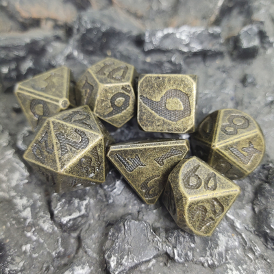 Poker Masası Metal Benzersiz Çokyüzlü Zar El Yapımı Toksik Olmayan Çokyüzlü Aurichalceous