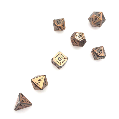 Metal RPG Zar Seti Aşınmaya Dayanıklı Dayanıklı Altın Siyah Metal Zar Çok Yüzlü