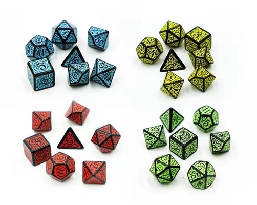 Modaya uygun RPG oyunu zar seti 20 mm Siyah Arkaplan Renk Deseni