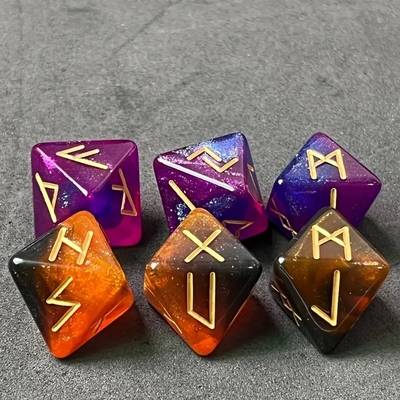D8 Viking Runes Polyhedral Dice Of Labradorite Elder Futhark / Divination Dice For Crystal Gazing (Kristal Gözlem için Kahinlik Dice)