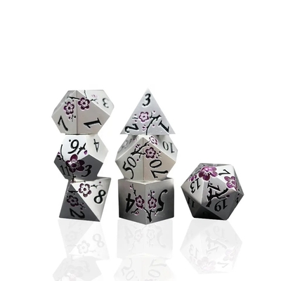 Çinko Alaşım Poligonal Plum Blossom Metal Dice Suite Ejderha ve Zindan DND