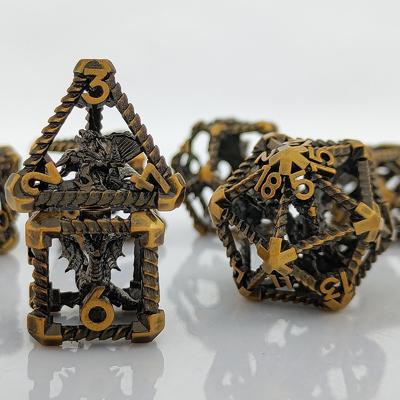 Çürük Multi-Noodle Metal Dice Uçan Ejderha Zindanı ve Ejderha DND