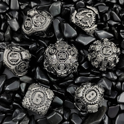 Metal Gear Dice Set DND Zindan ve Ejderhalar TRPG Çokgenli Dice D6 Masa