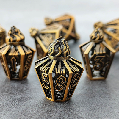 Kuş Kafesleri Çürük Çeşitli Yüzlü Metal Çöpler Bade Gate Zindanı Ve DND#RPG