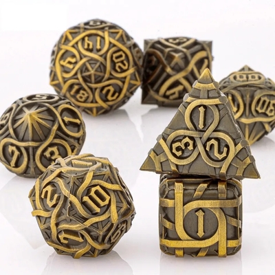 Dikenler Çizgili Metal Dice Set Fantezi DND Çok yönlü Masa oyunu