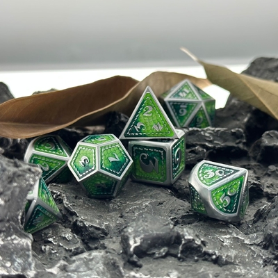 Ejderha Ölçeği Katı Metal Dice Set Çok Renkli DND RPG Parlak Renkler