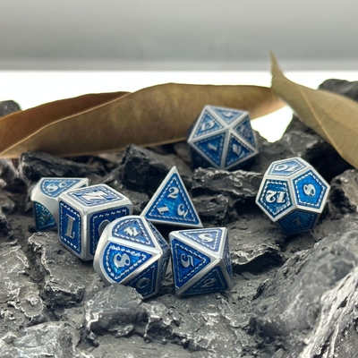 Ejderha Ölçeği Katı Metal Dice Set Çok Renkli DND RPG Parlak Renkler