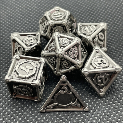 Özel Metal Multi-Face Dice Dnd Rpg Coc Masaüstü Oyunu Taşınabilir
