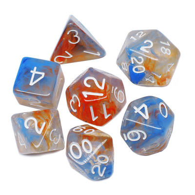 İki duman dilimleri birlikte katran RPG zarlar masaüstü oyun zar seti