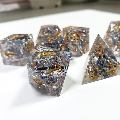 Şeffaf kristal renkli bant reçine boarding dice set dnd dice