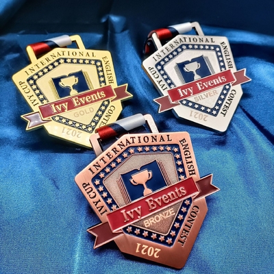 Maraton Metal Madalyası Fırsatlar ve Etkinlikler İçin Metal Lapel Pin Solmaya Sabit
