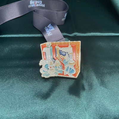 Maraton Metal Madalyası Fırsatlar ve Etkinlikler İçin Metal Lapel Pin Solmaya Sabit