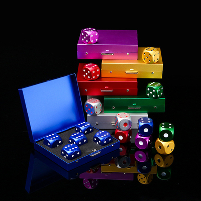 Taşınabilir Yuvarlak 16 mm Renkli Metal Dice Set Yaratıcı Eğlence Alüminyum Alaşım Dice