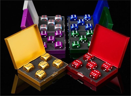 Taşınabilir Yuvarlak 16 mm Renkli Metal Dice Set Yaratıcı Eğlence Alüminyum Alaşım Dice